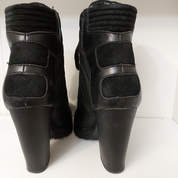 Boots Guess Size 6.5 - Picture 3 of 16